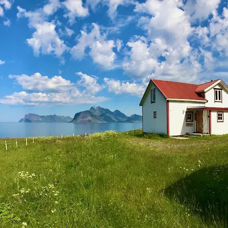 Chalet Midnight Sun Panorama